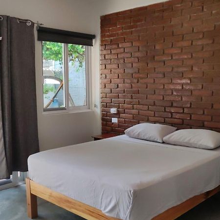 Casa Sixta A 7Min Del Aeropuerto Internacional Pmx Y 2 Cuadras Terminal Autob Ado Hotel Puerto Escondido  Kültér fotó